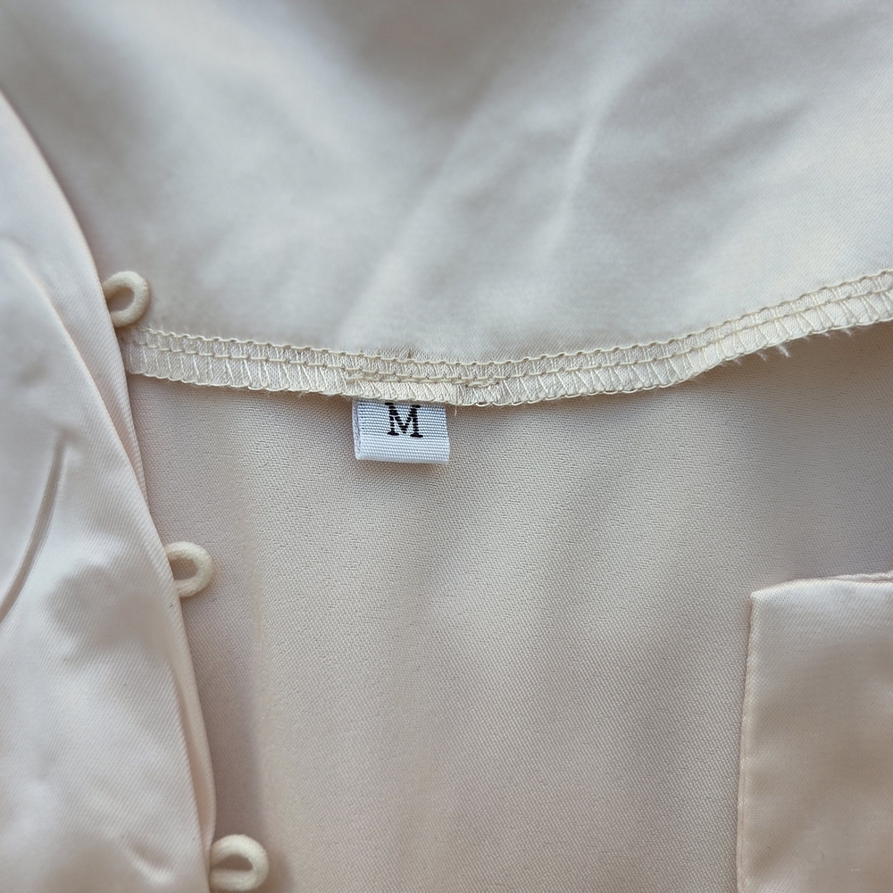 Elegant Cream Button-Down Dress - Picture 5 of 5